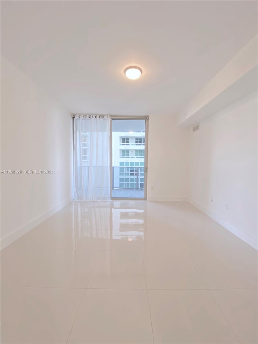 488 NE 18th St #407, Miami FL 33132