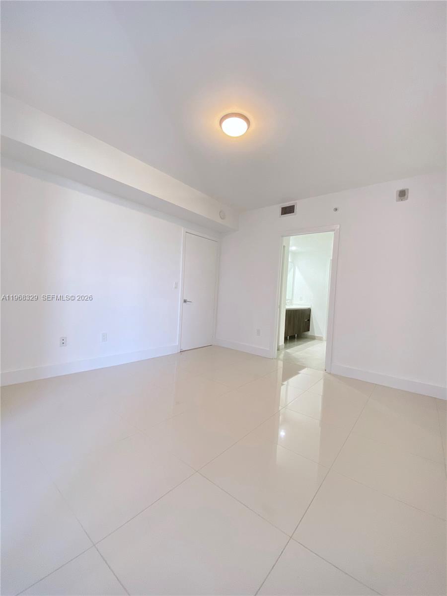 488 NE 18th St #407, Miami FL 33132