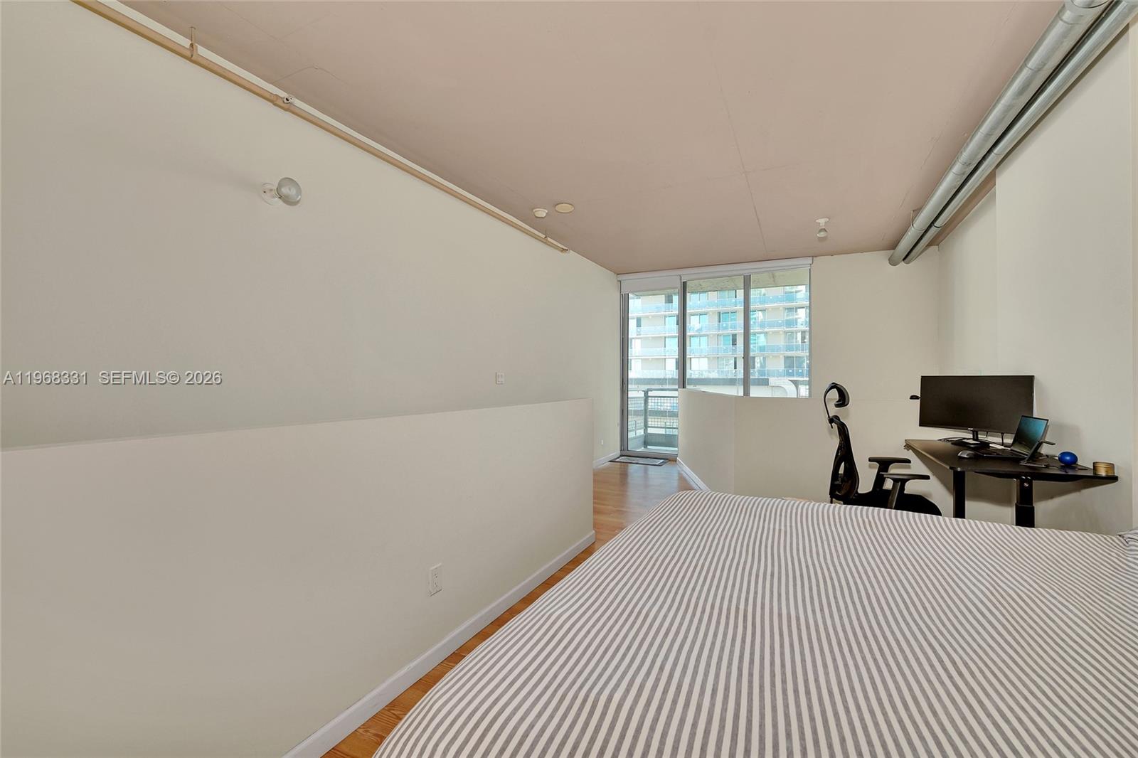 690 SW 1st Ct #1504, Miami FL 33130