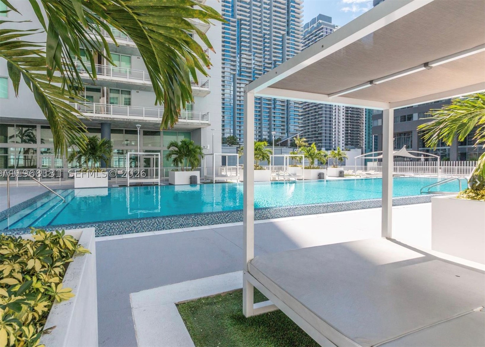 690 SW 1st Ct #1504, Miami FL 33130