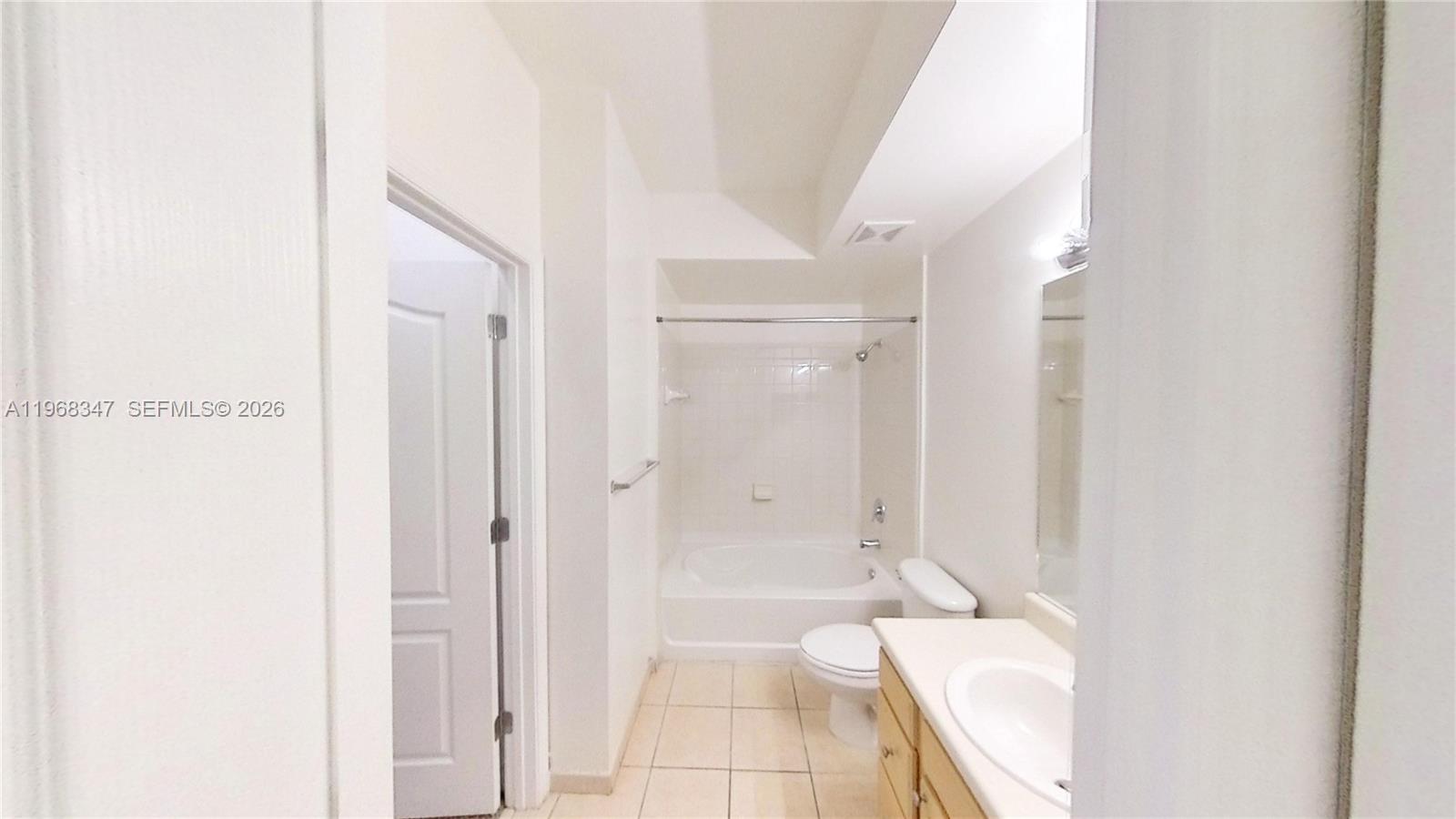 6001 SW 70th St #217, South Miami FL 33143