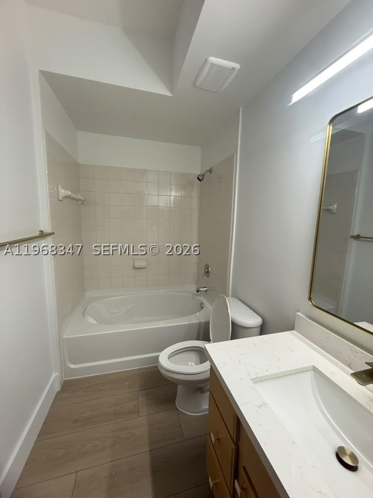6001 SW 70th St #217, South Miami FL 33143