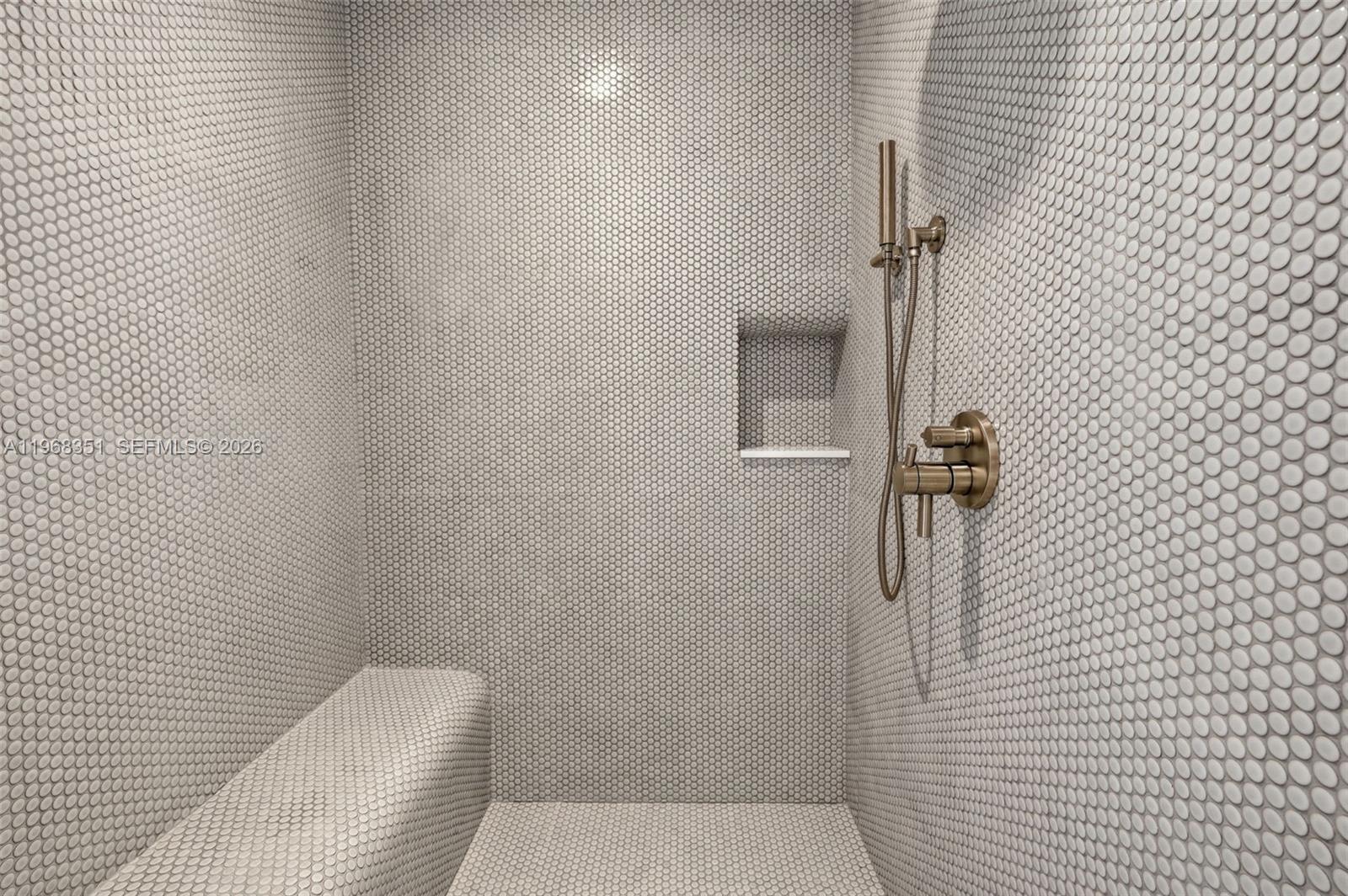 2678 Tigertail Ave #1501, Miami FL 33133
