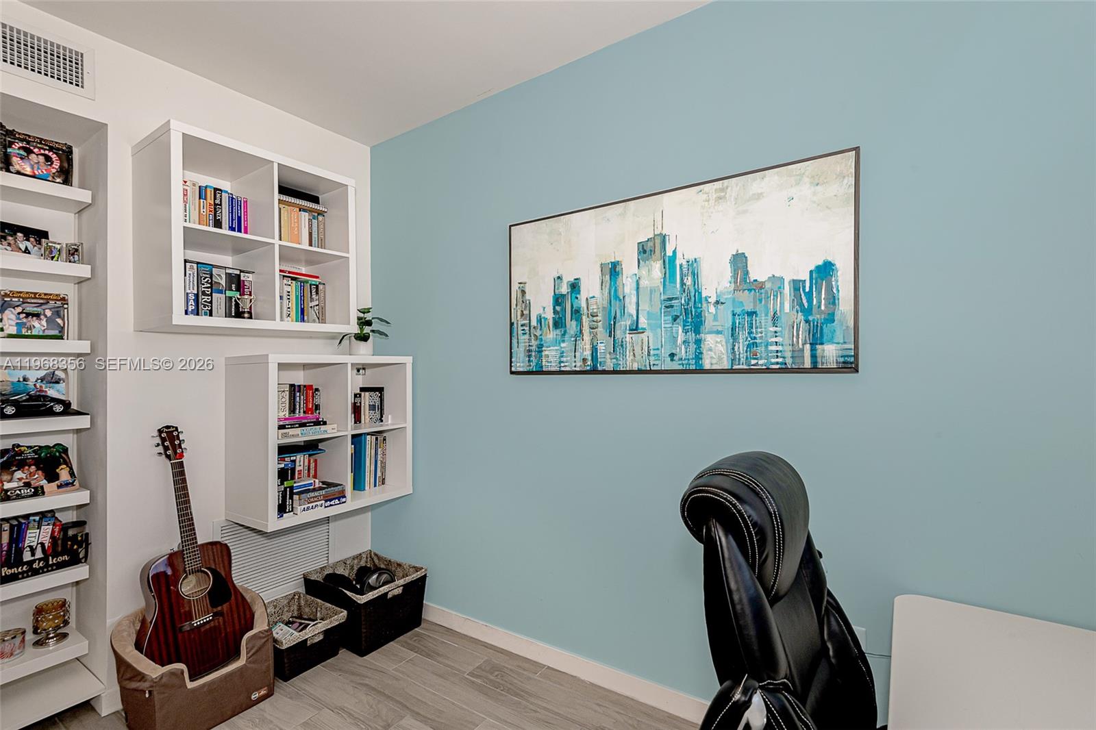 999 SW 1st Ave #3215, Miami FL 33130