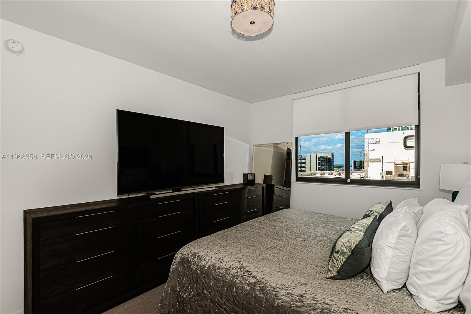 999 SW 1st Ave #3215, Miami FL 33130