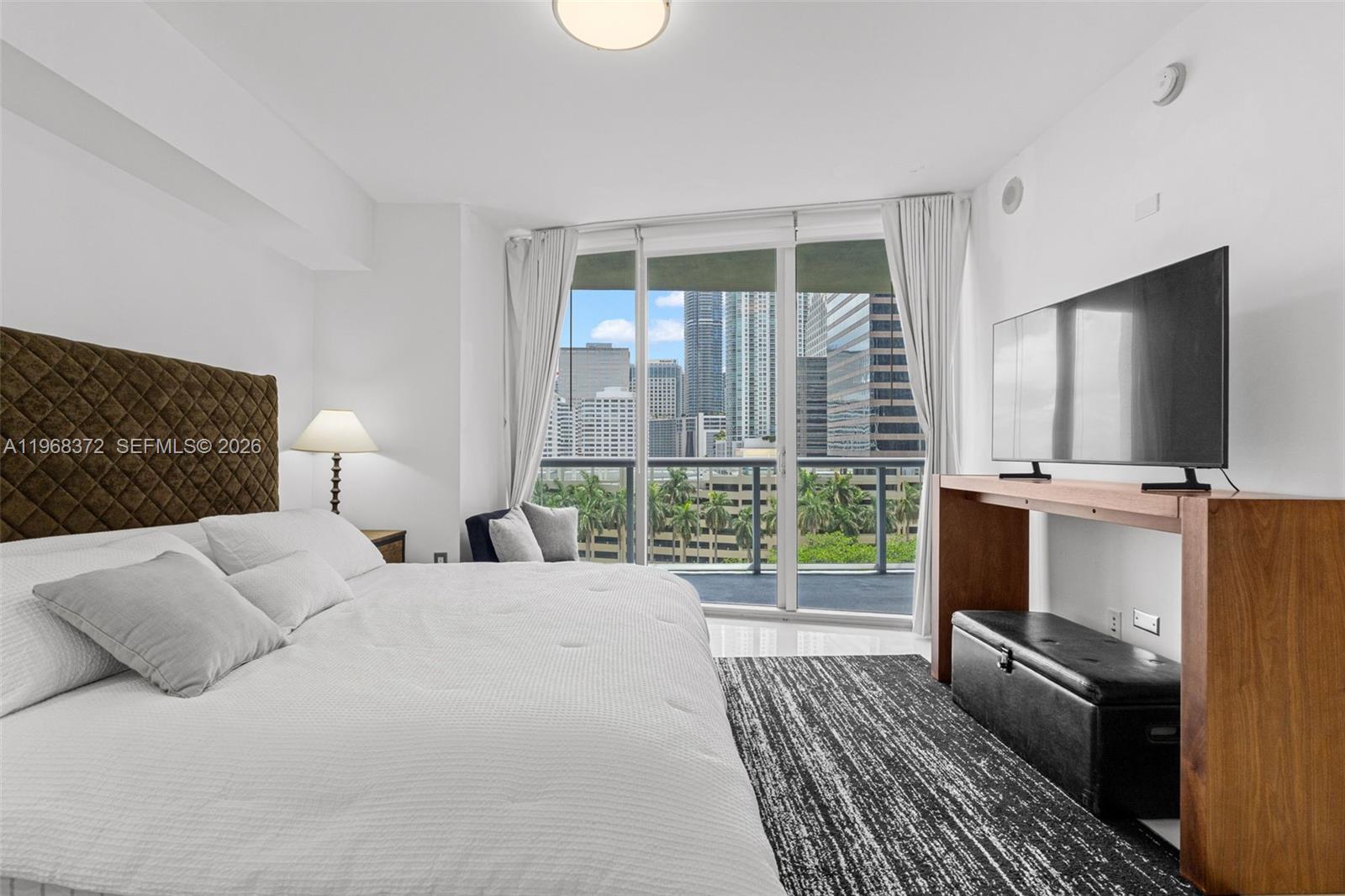 495 Brickell Ave #905, Miami FL 33131