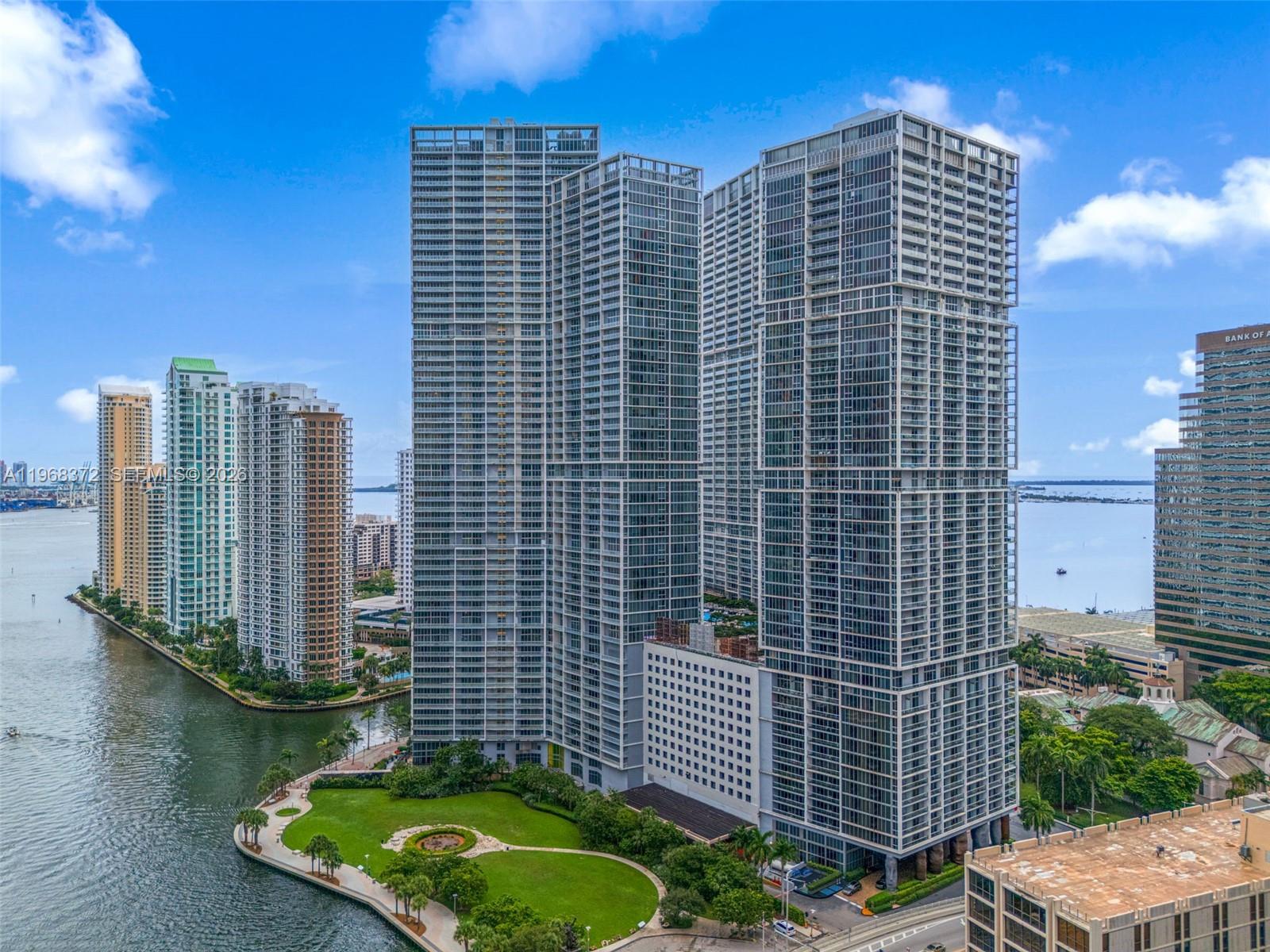 495 Brickell Ave #905, Miami FL 33131