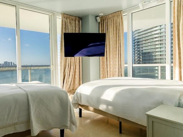 450 Alton Rd #1202, Miami Beach FL 33139