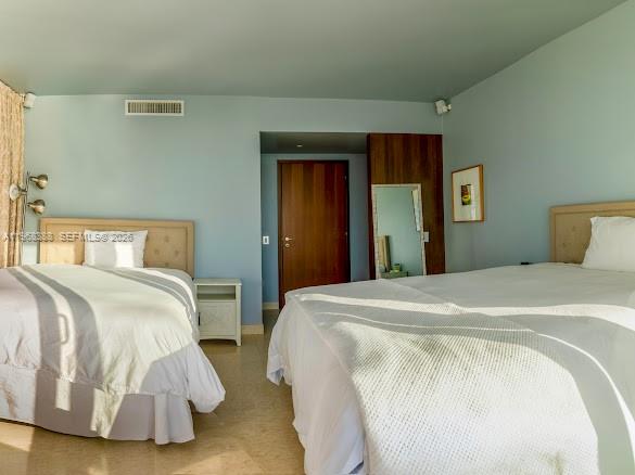 450 Alton Rd #1202, Miami Beach FL 33139