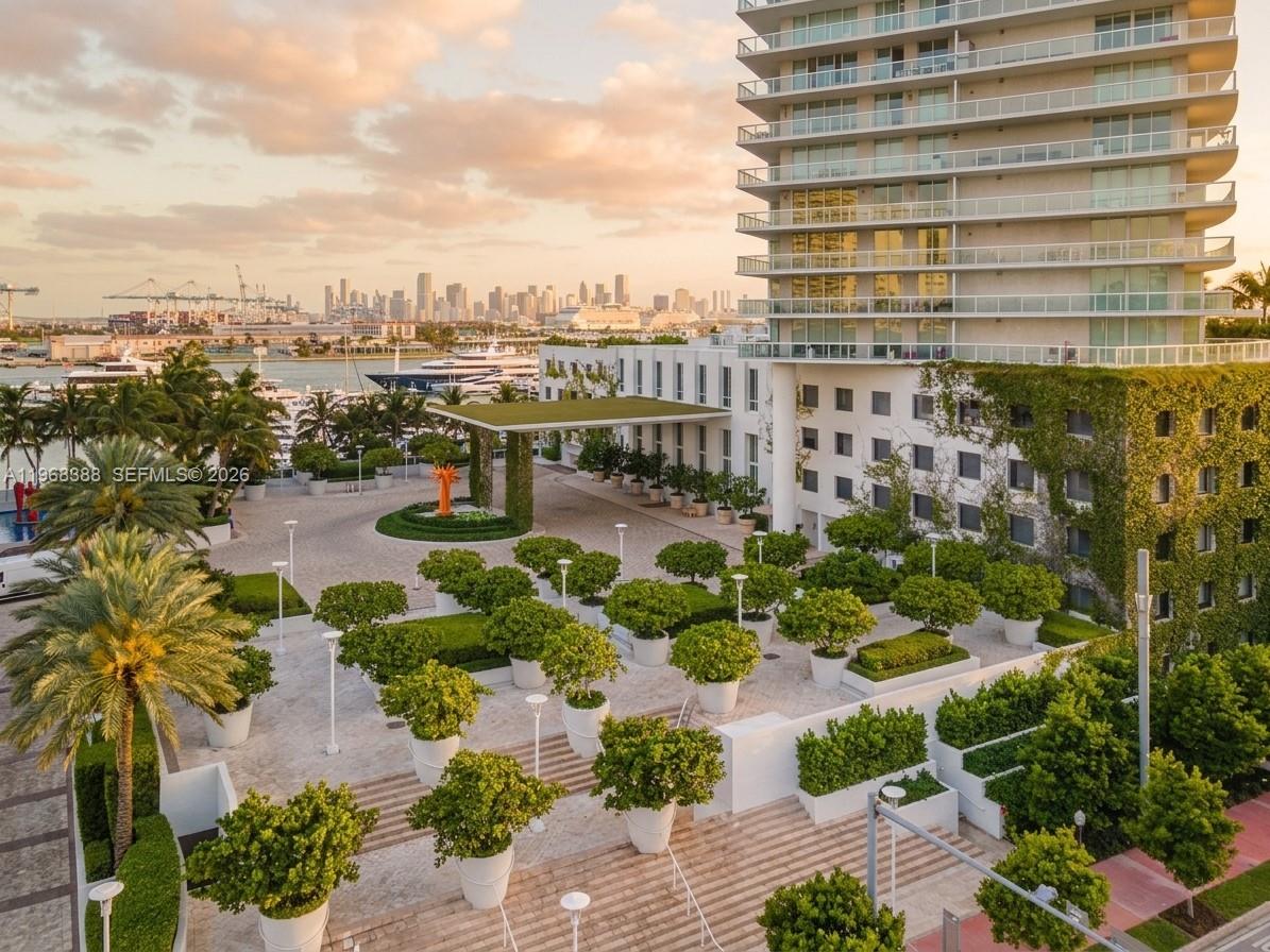 450 Alton Rd #1202, Miami Beach FL 33139
