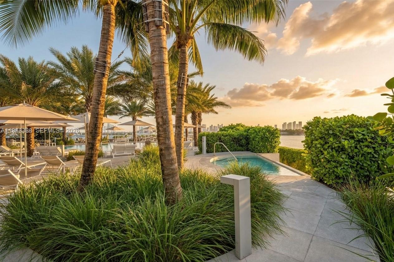 450 Alton Rd #1202, Miami Beach FL 33139