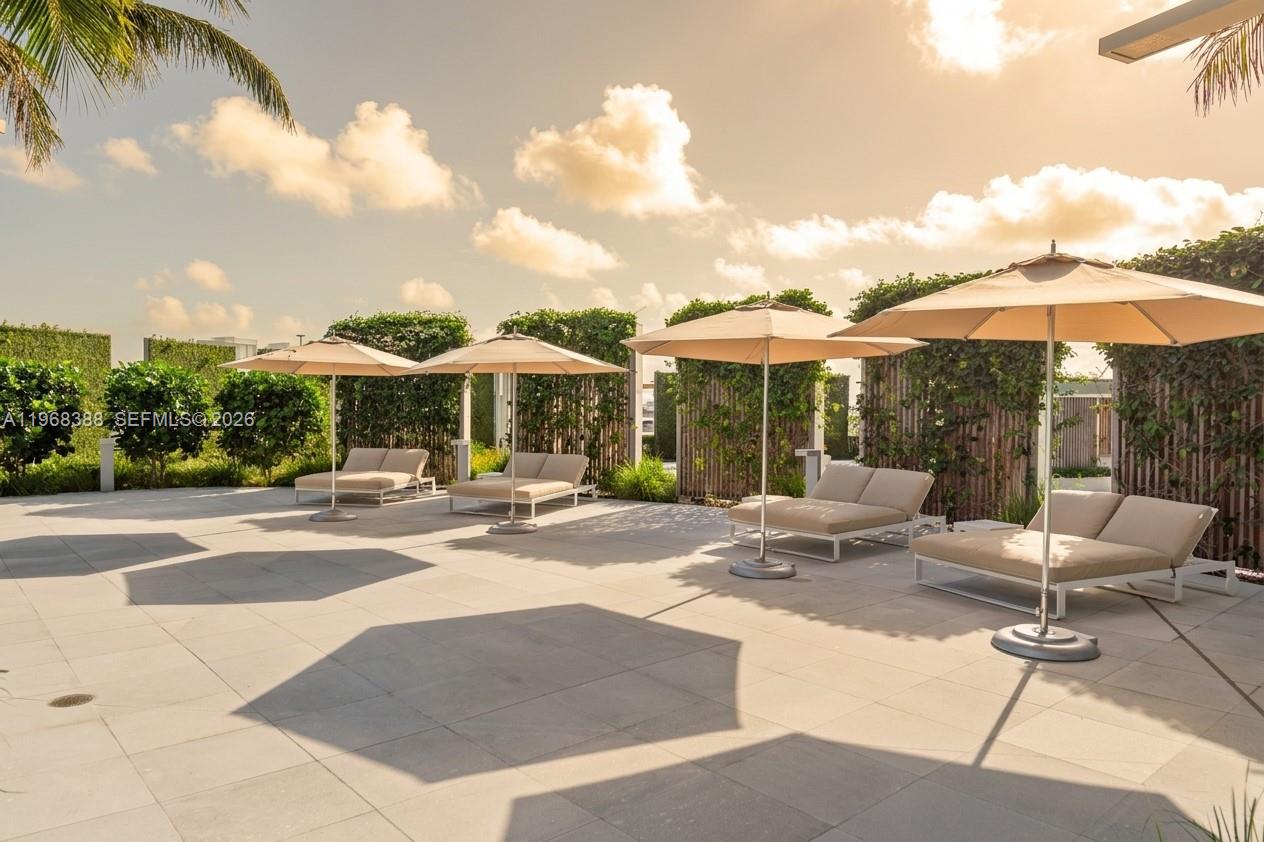450 Alton Rd #1202, Miami Beach FL 33139