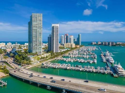 450 Alton Rd #1202, Miami Beach FL 33139