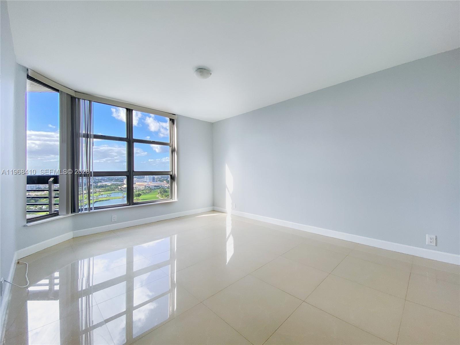 3400 NE 192nd St #LPH7, Aventura FL 33180