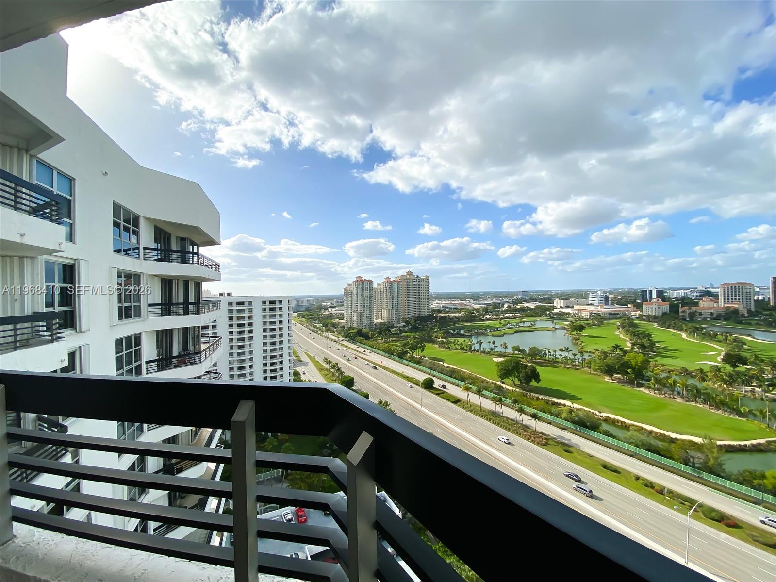3400 NE 192nd St #LPH7, Aventura FL 33180