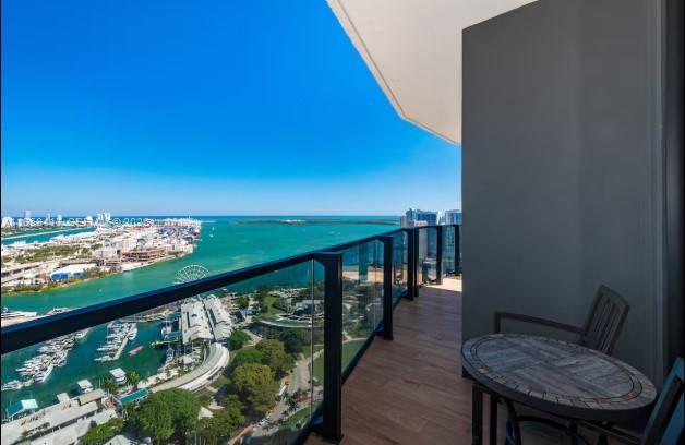 398 NE 5th St #3511, Miami FL 33132