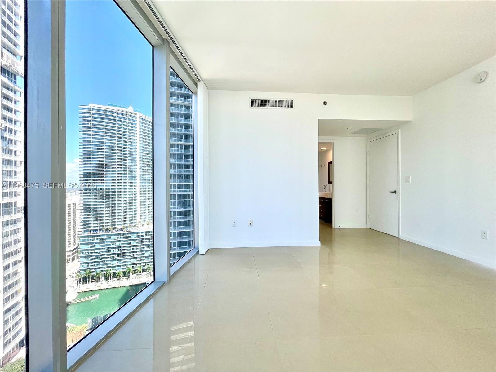 495 BRICKELL AV #3011, Miami FL 33131