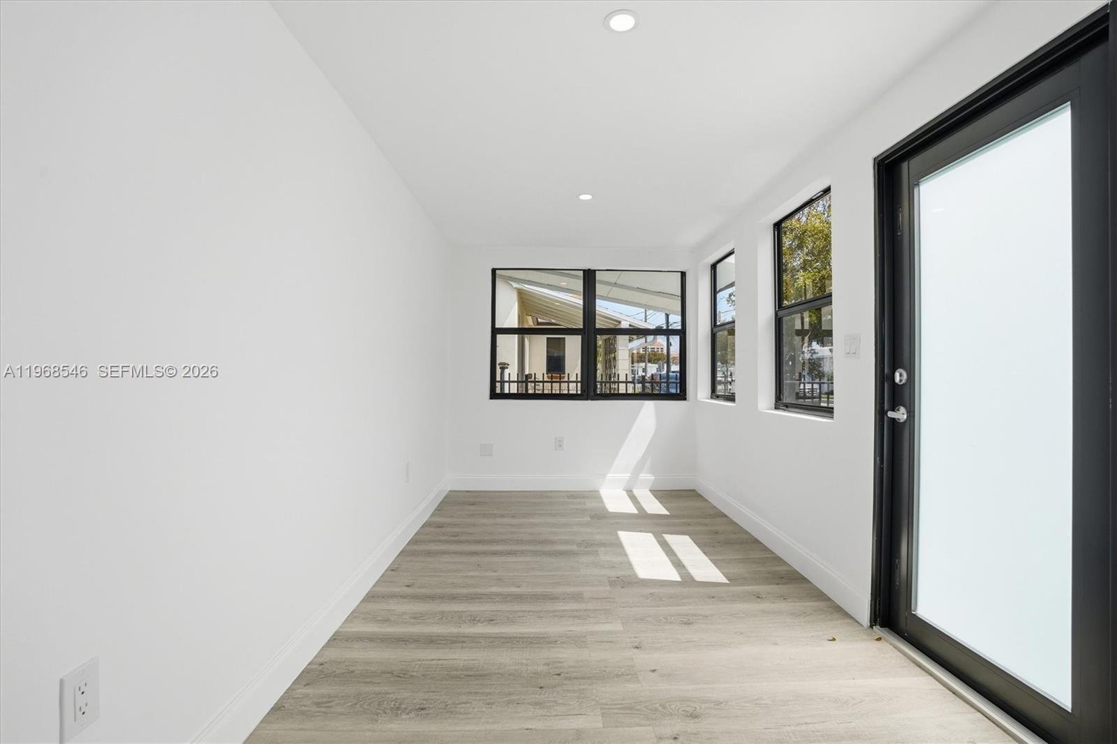 4237 SW 7th St, Miami FL 33134