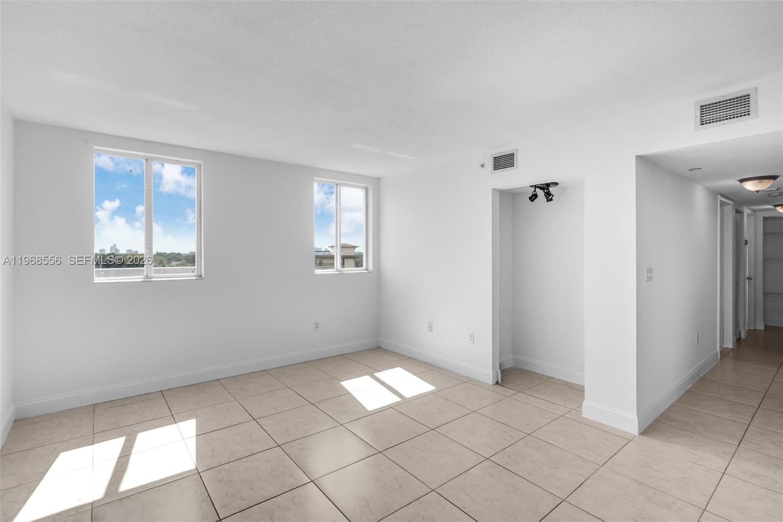1475 SW 8th St #610, Miami FL 33135