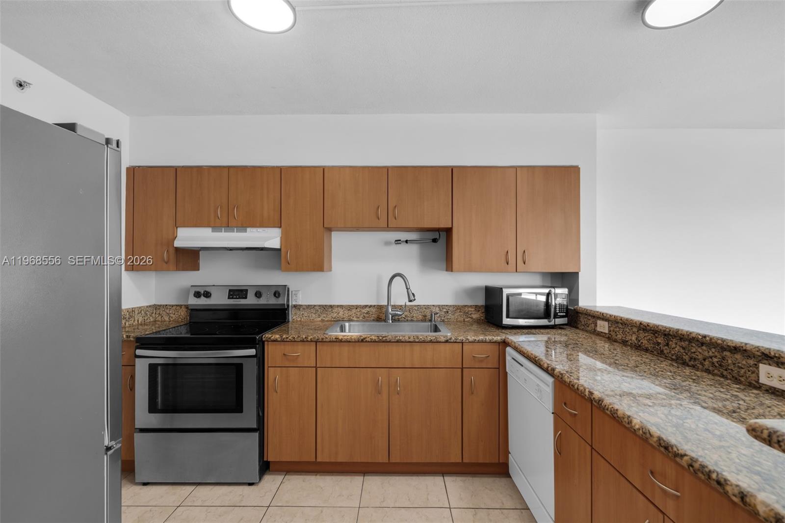 1475 SW 8th St #610, Miami FL 33135