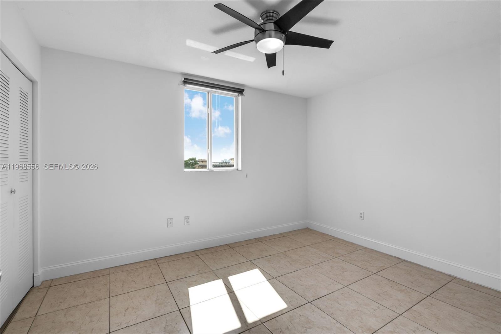 1475 SW 8th St #610, Miami FL 33135