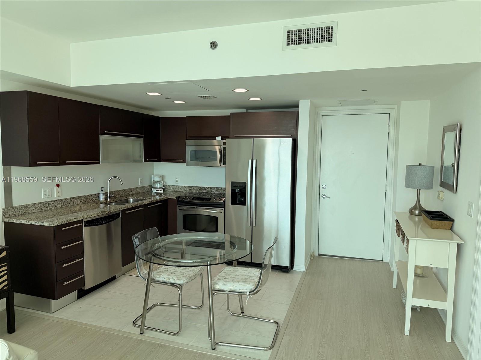 951 Brickell Ave #3108, Miami FL 33131
