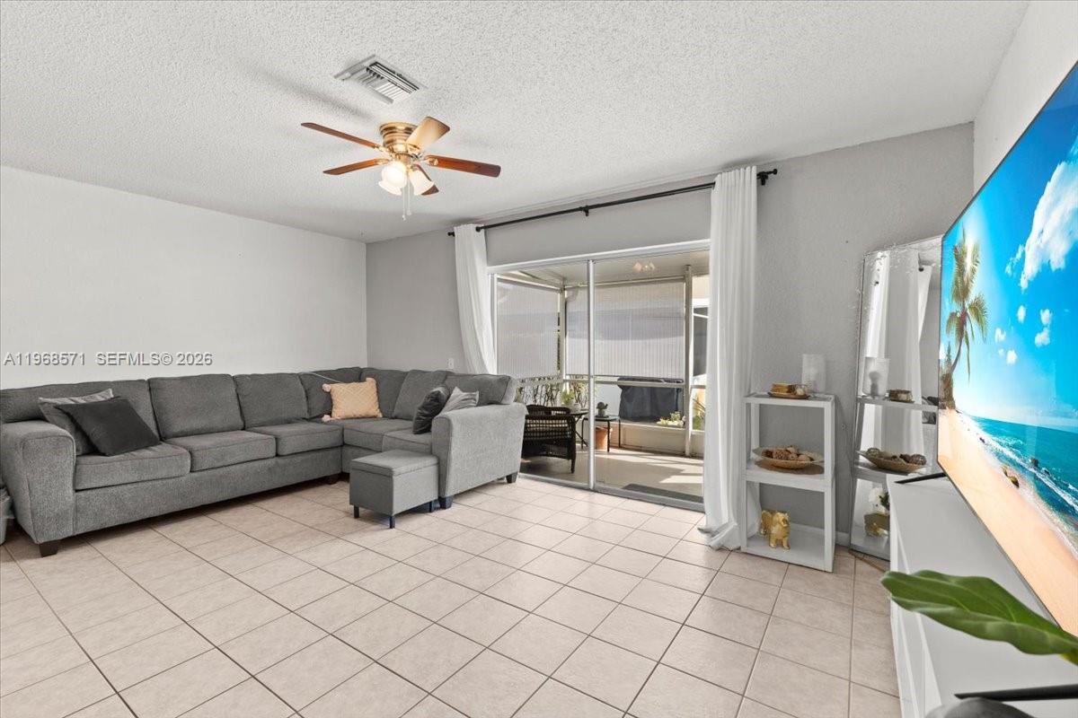 307 Waterside Dr, Hypoluxo FL 33462