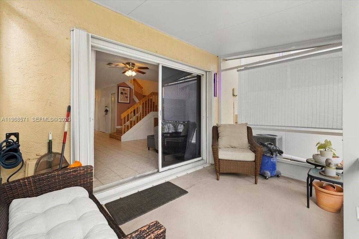 307 Waterside Dr, Hypoluxo FL 33462