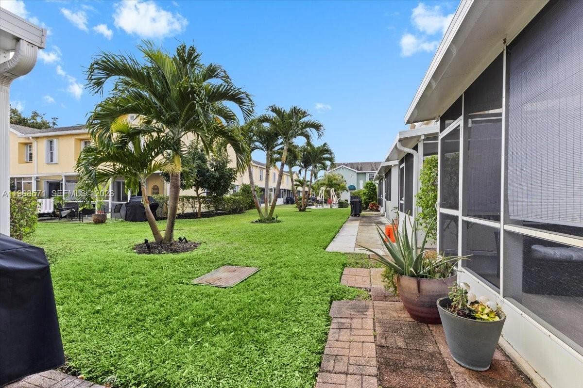 307 Waterside Dr, Hypoluxo FL 33462