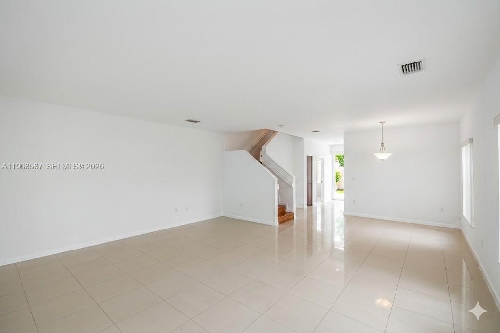 2780 SW 33 AVE, Miami FL 33133