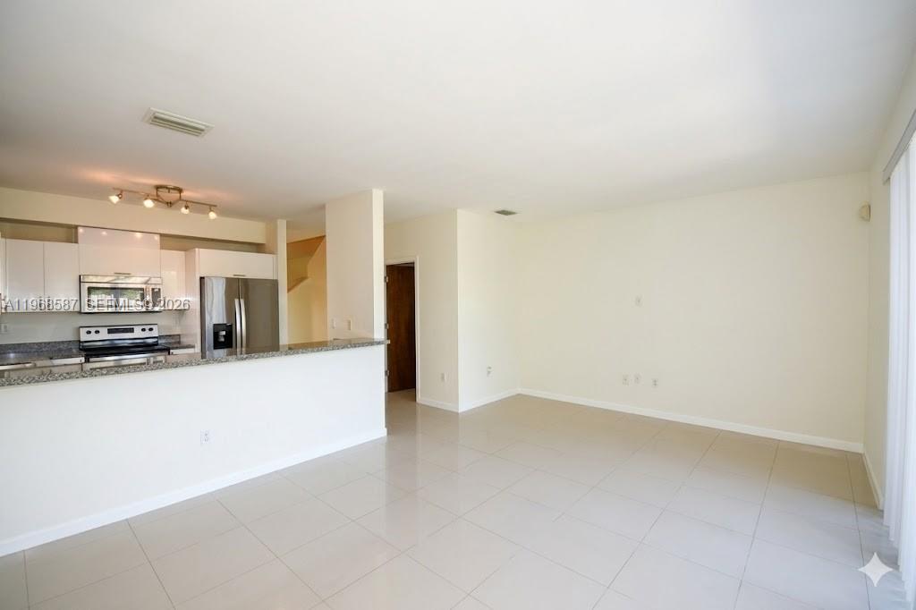 2780 SW 33 AVE, Miami FL 33133