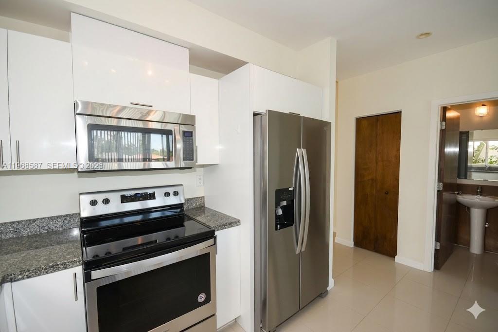 2780 SW 33 AVE, Miami FL 33133