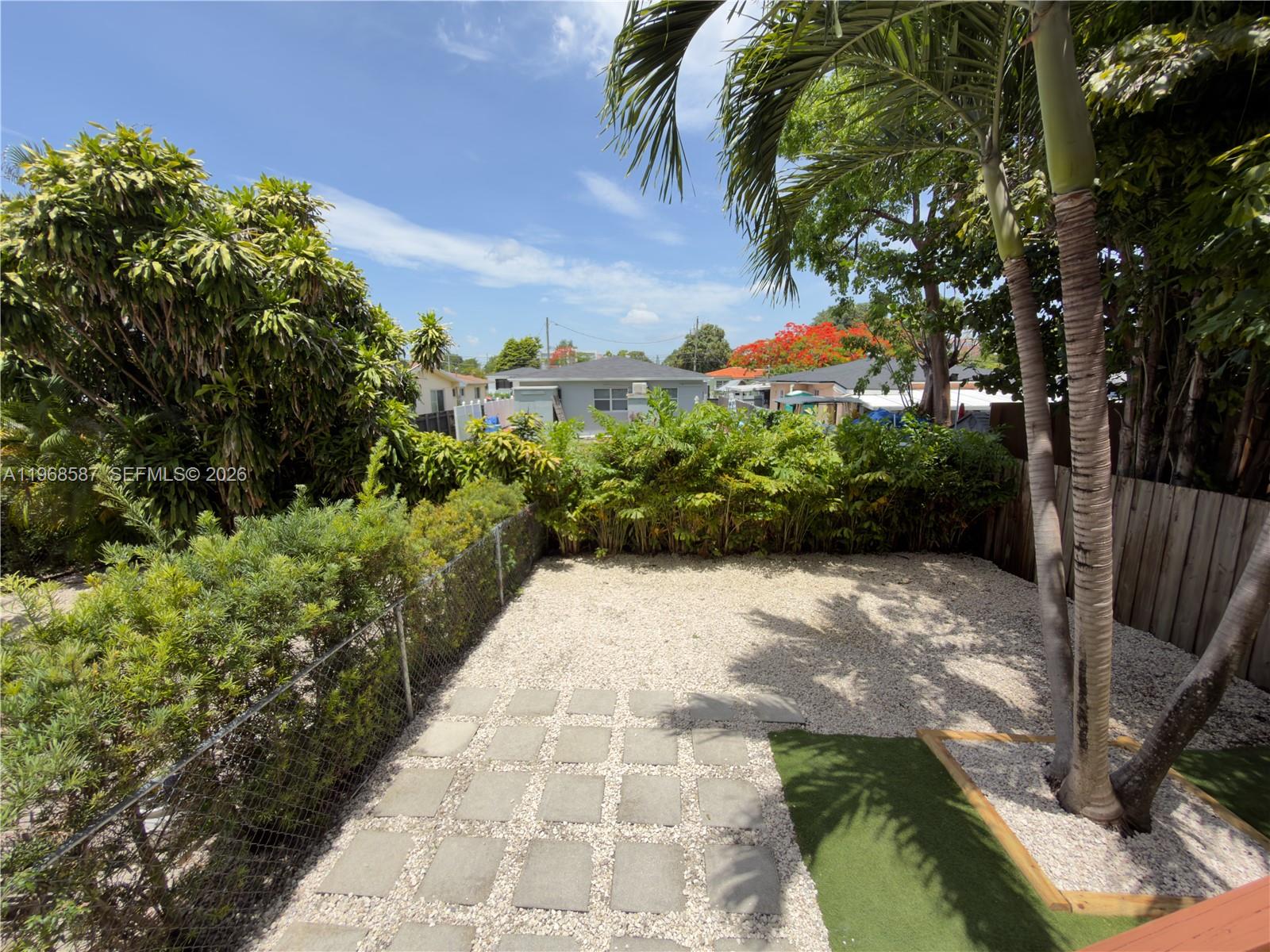 2780 SW 33 AVE, Miami FL 33133