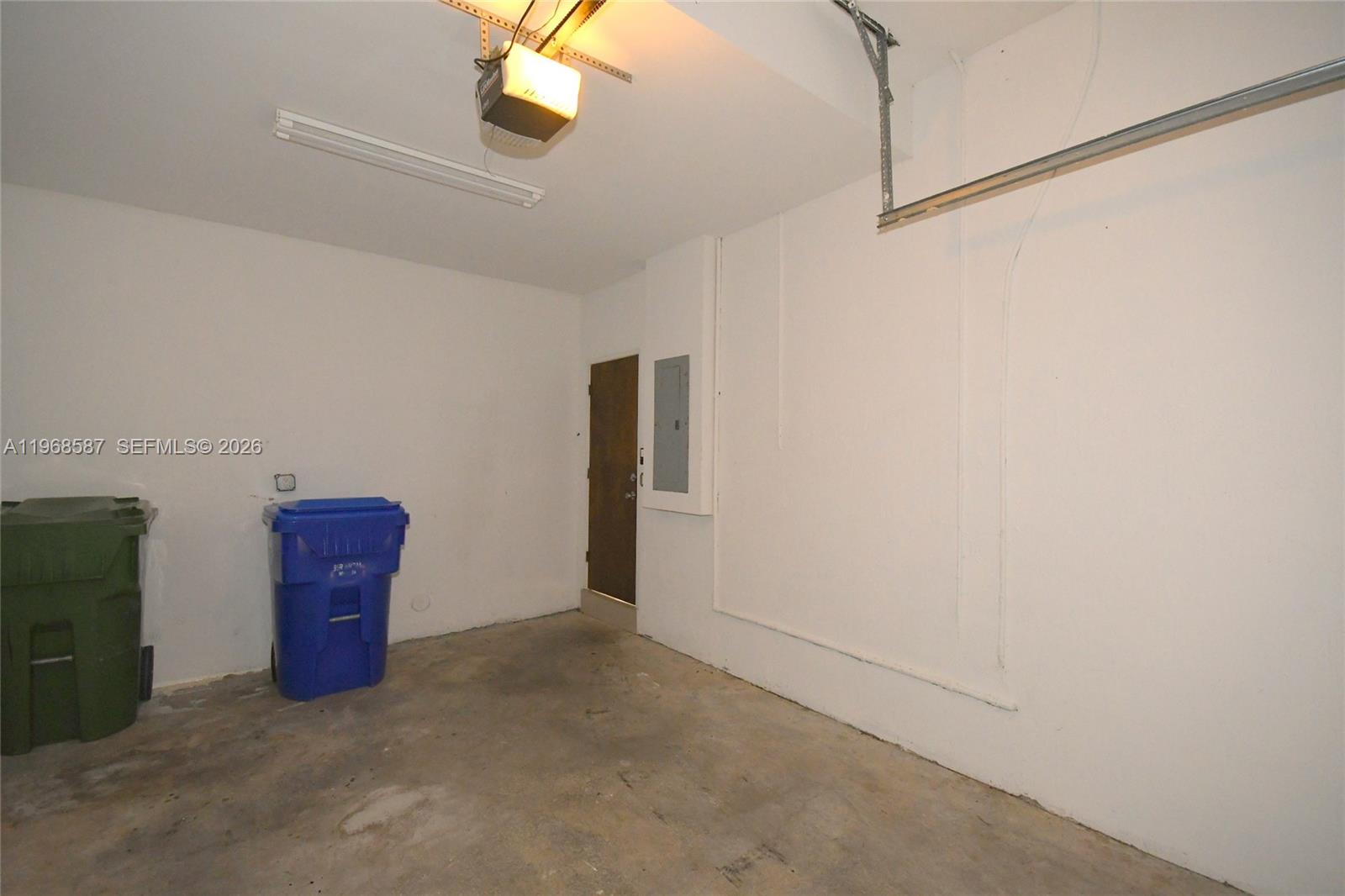 2780 SW 33 AVE, Miami FL 33133