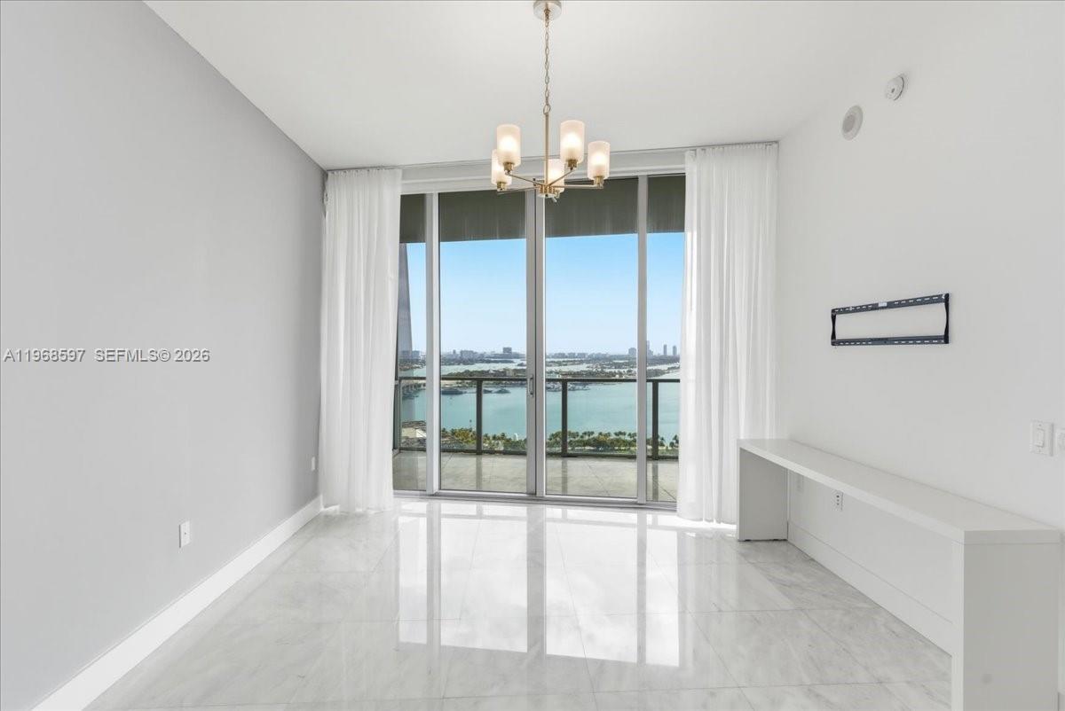 1100 Biscayne Blvd #2702, Miami FL 33132