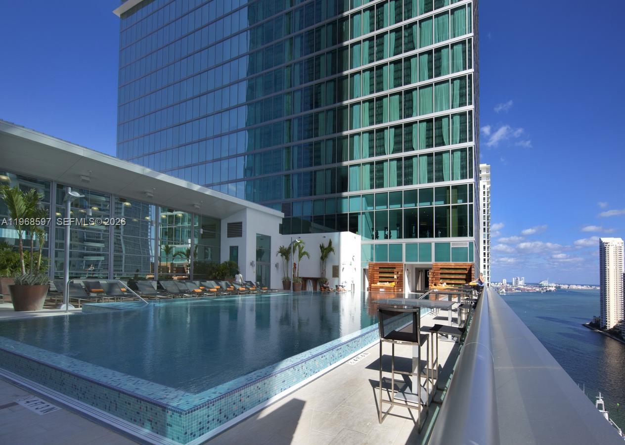 1100 Biscayne Blvd #2702, Miami FL 33132