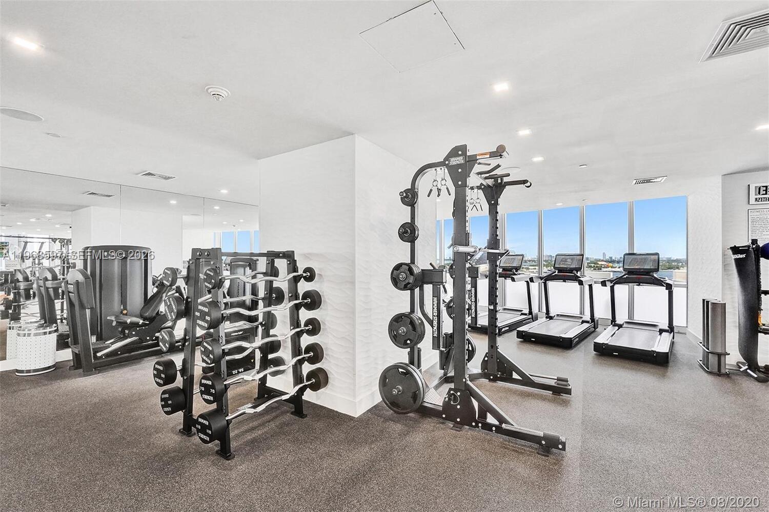 1100 Biscayne Blvd #2702, Miami FL 33132