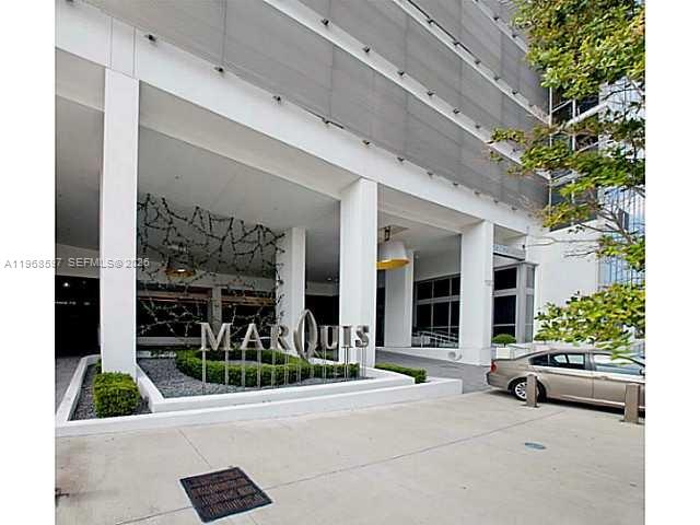 1100 Biscayne Blvd #2702, Miami FL 33132