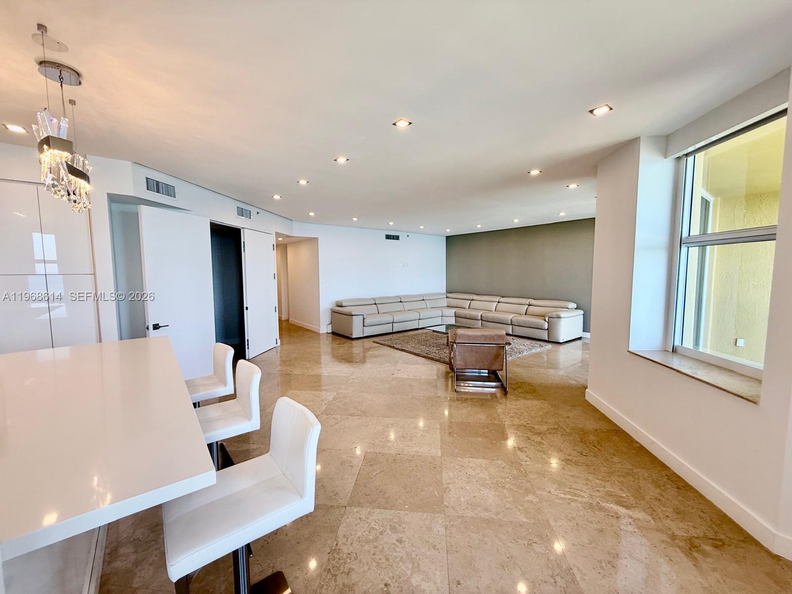 2100 N Ocean Blvd #12D, Fort Lauderdale FL 33305