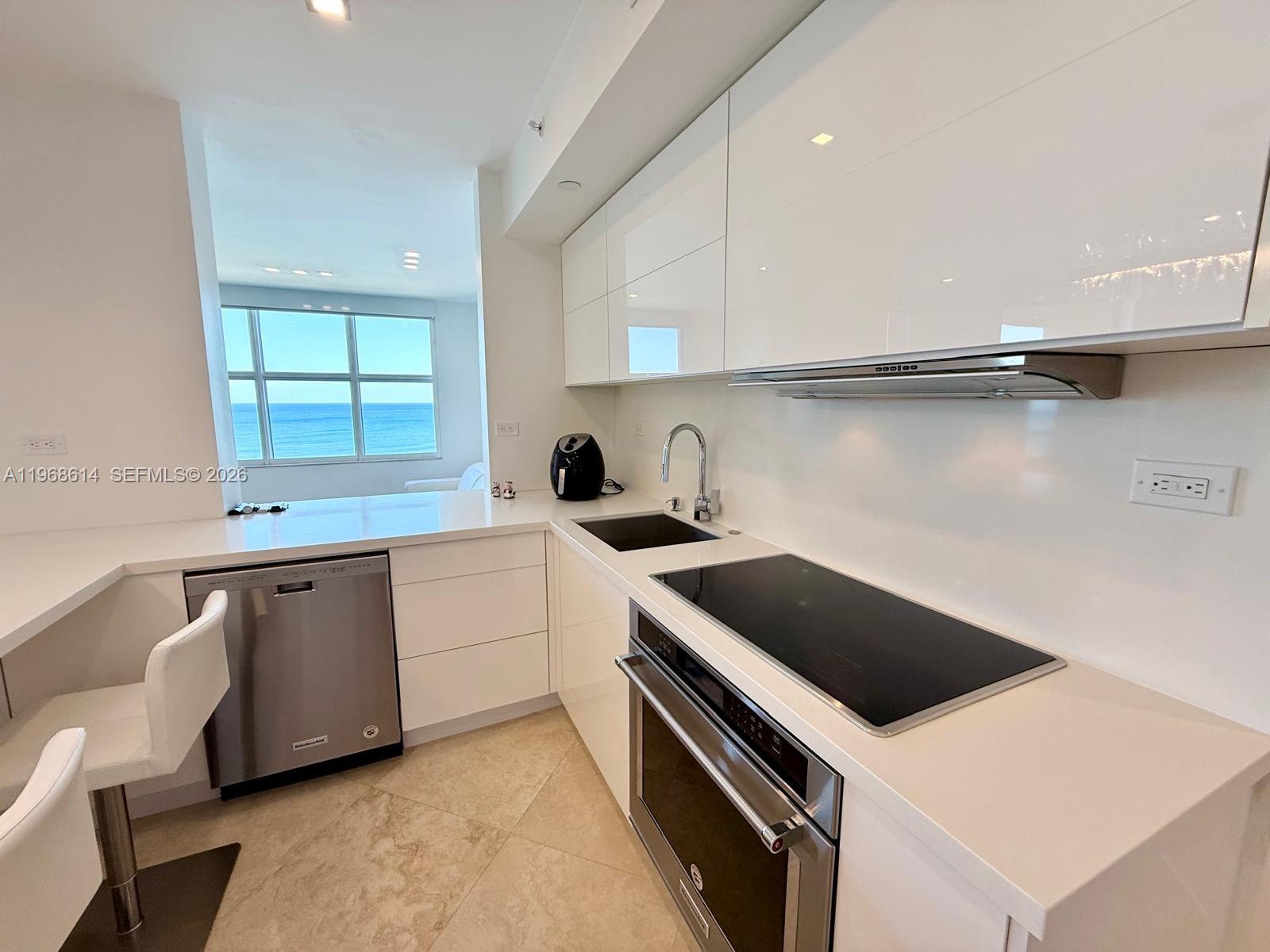 2100 N Ocean Blvd #12D, Fort Lauderdale FL 33305