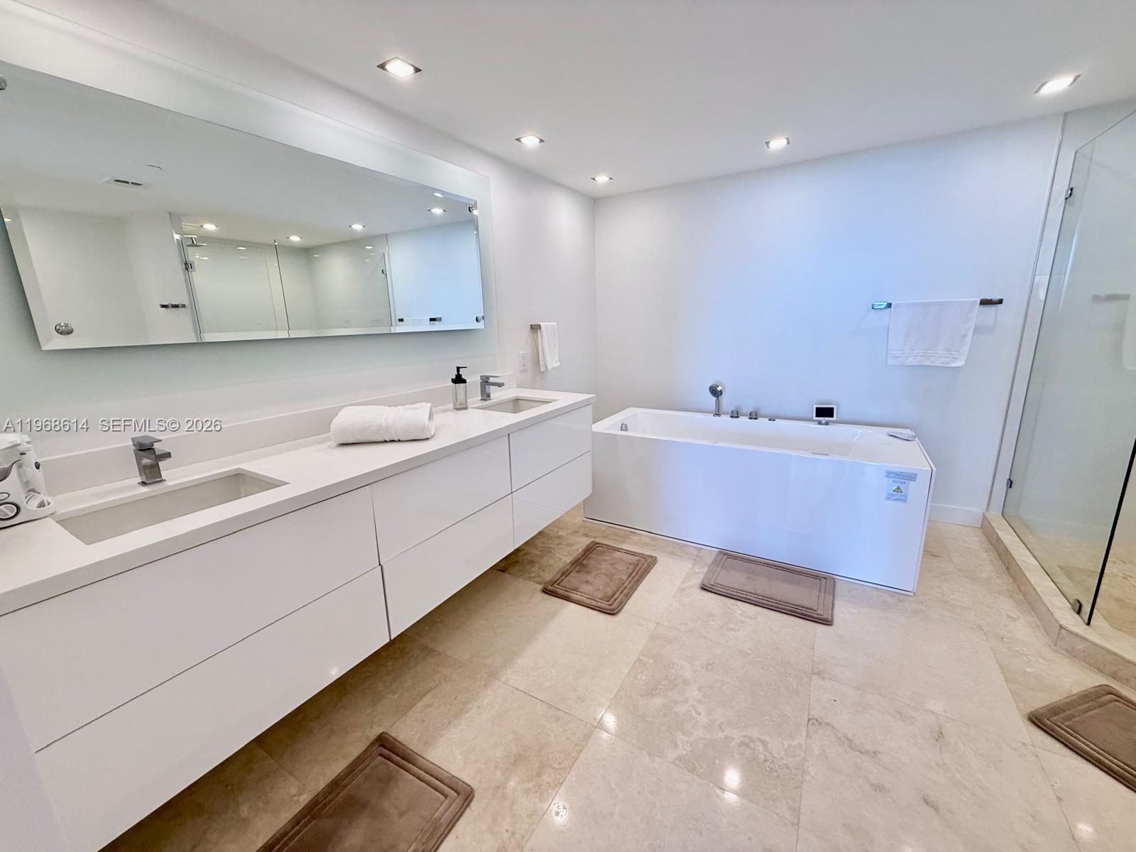 2100 N Ocean Blvd #12D, Fort Lauderdale FL 33305
