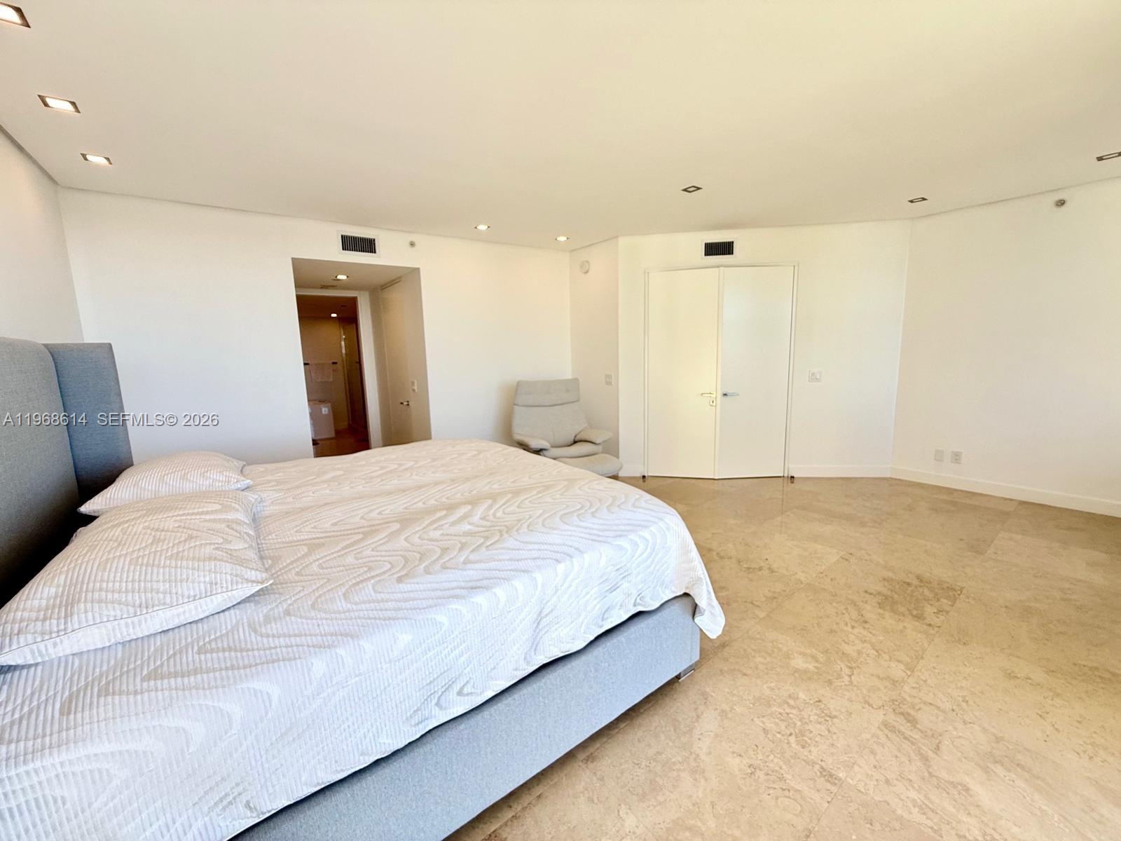 2100 N Ocean Blvd #12D, Fort Lauderdale FL 33305