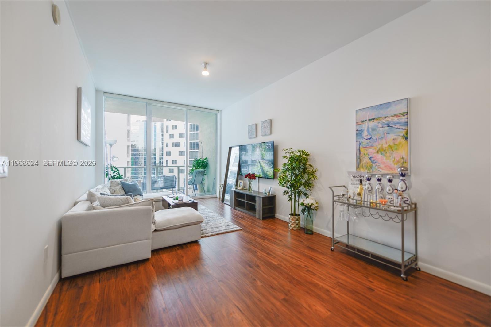 218 SE 14th Street #2306, Miami FL 33131