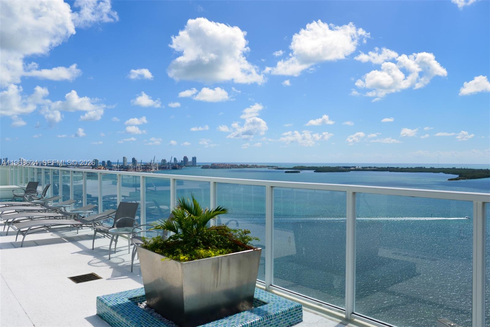 218 SE 14th Street #2306, Miami FL 33131
