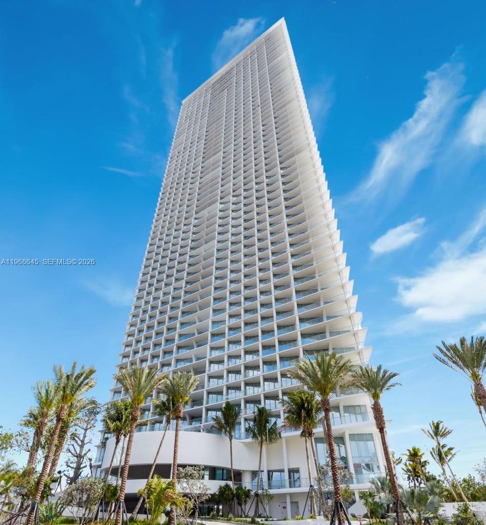 16901 Collins Ave #602, Sunny Isles Beach FL 33160