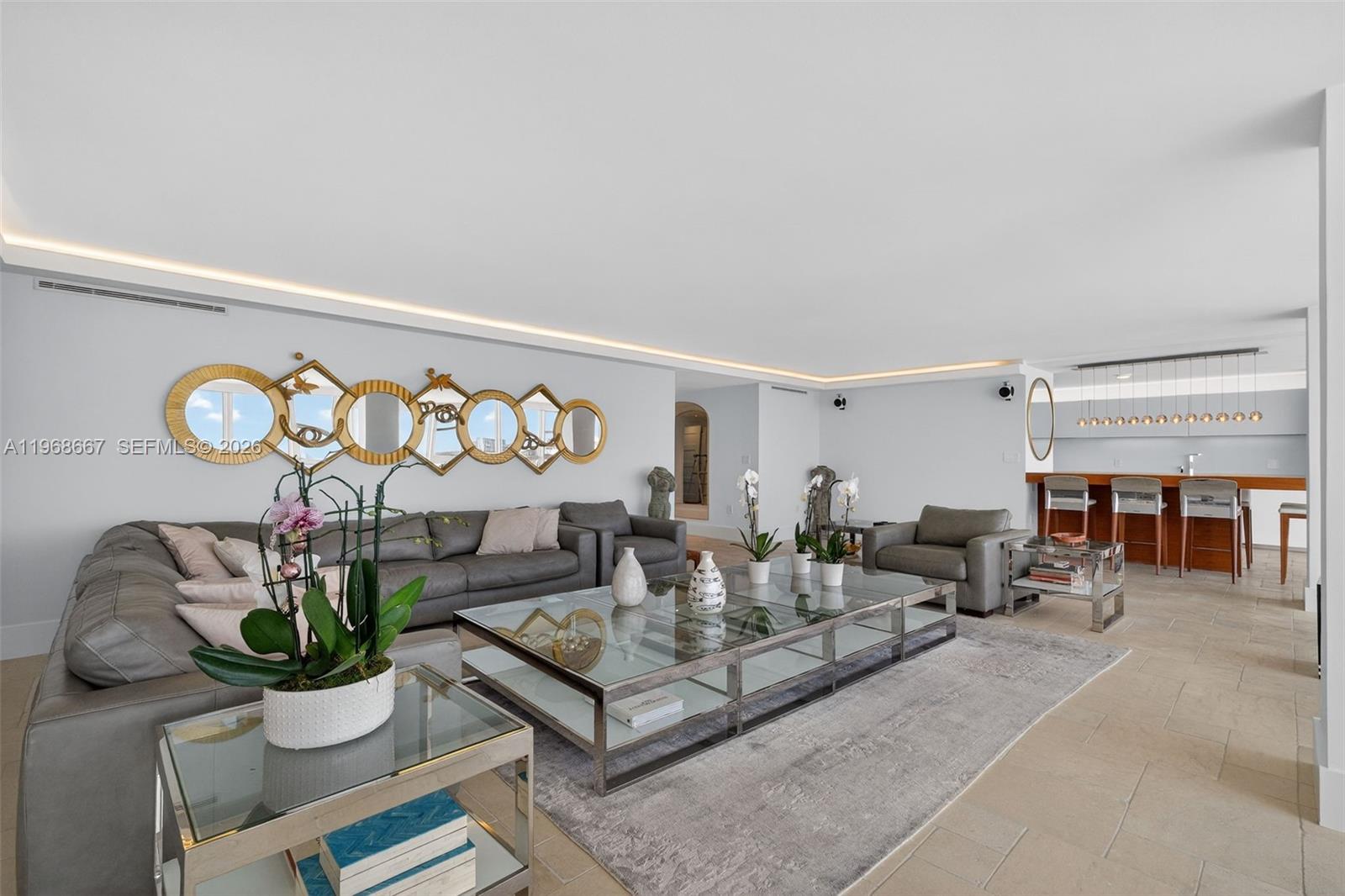 600 Grapetree Dr #11BN, Key Biscayne FL 33149