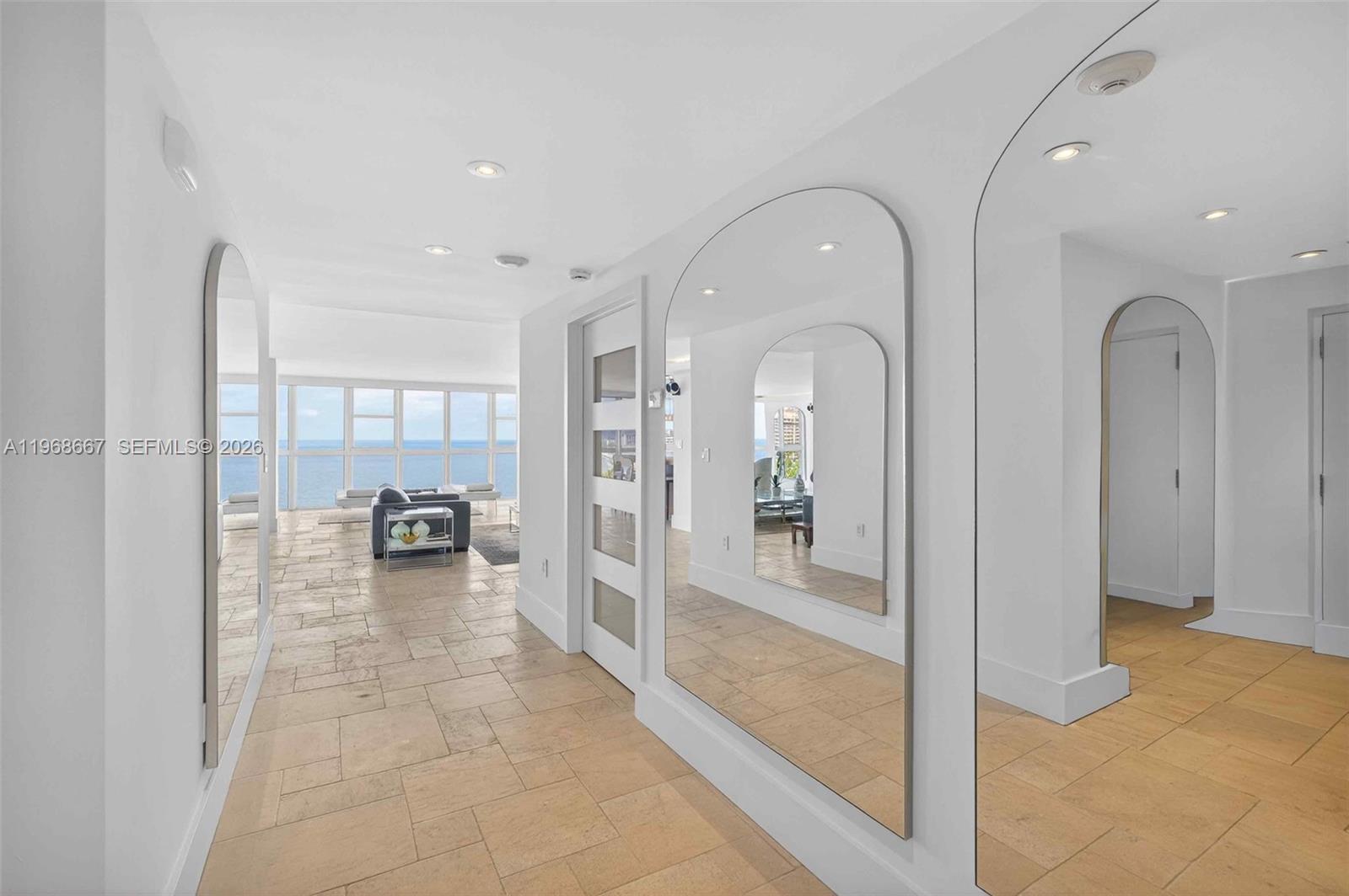 600 Grapetree Dr #11BN, Key Biscayne FL 33149