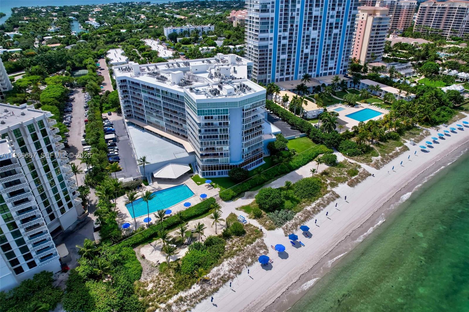 600 Grapetree Dr #11BN, Key Biscayne FL 33149