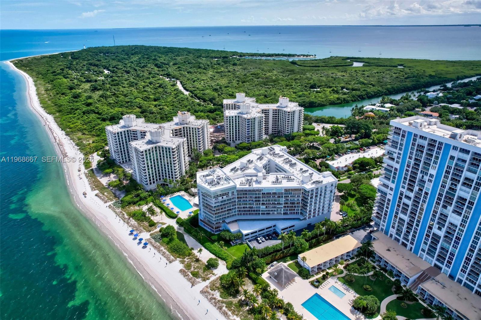 600 Grapetree Dr #11BN, Key Biscayne FL 33149