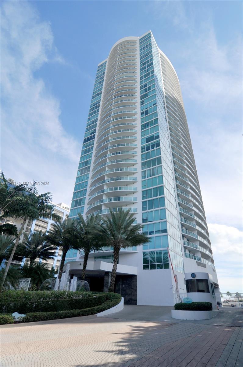 2101 Brickell Ave #1704, Miami FL 33129